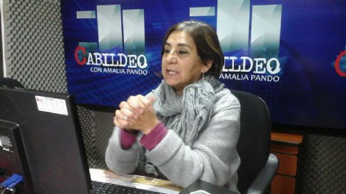 Amalia Pando pide le colaboren a identificar a quienes la agreden en las Redes Sociales