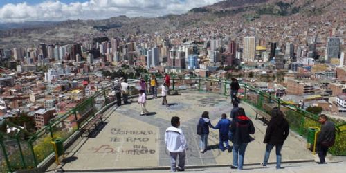 Obras municipales en La Paz generaron 40,000 empleos en cinco aos