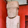 En Tiwanaku los vecinos guardan monolitos en sus viviendas En Tiwanaku los vecinos guardan monolitos en sus viviendas