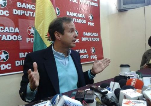 Quiroga denuncia que el Gobierno viola leyes y tratados internacionales con fines políticos