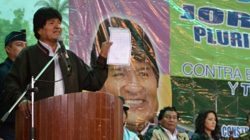 Evo Morales sueña con un planeta plurinacional