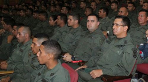 Venezuela enviará militares a la Escuela Antiimperialista de Bolivia