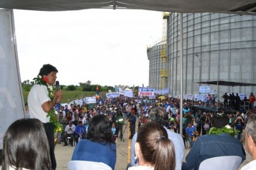 Evo Morales quiere llevar la nacionalización de recursos naturales a África