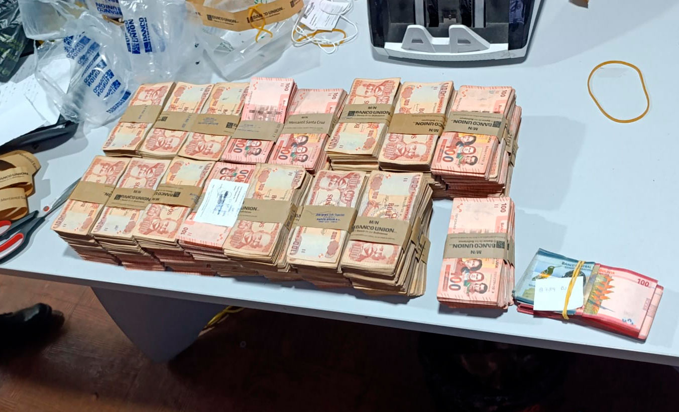 Aprehenden sujeto con Bs 5 millones en La Paz