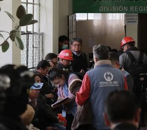 13 dirigentes de la COB serán investigados por privación de libertad y allanamiento