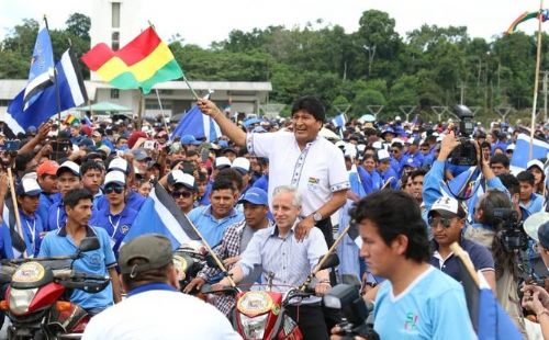 Tribunal Electoral concluye que Evo Morales ha cometido faltas electorales al ofrecer lo que pidan a pobladores