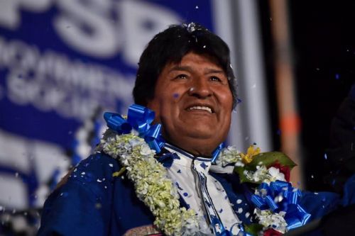 Evo Morales dice que el MAS se quedará de por vida en el Gobierno